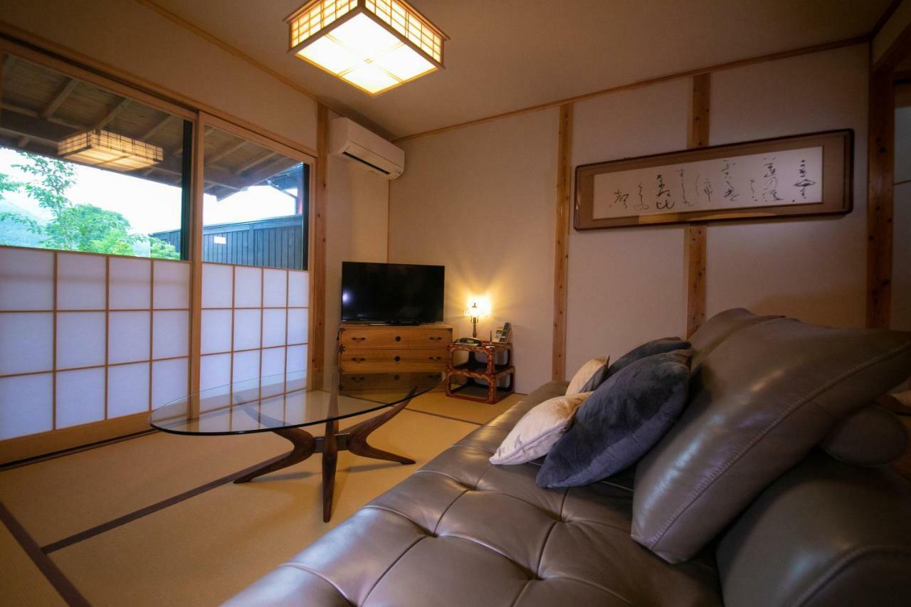 Oyado Den Rikyu Hotel Yufu Exterior photo
